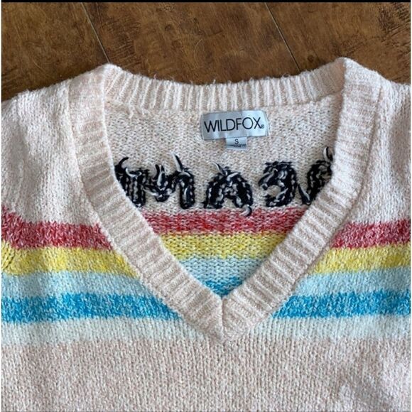 WILDFOX DREAMER RAINBOW STRIPE V NECK KNIT DISTRESSED SWEATER - Picture 11 of 12